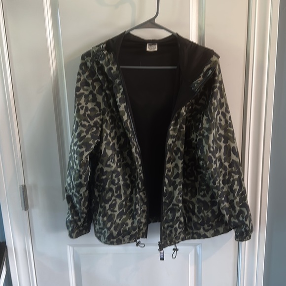 Victoria secret jacket - Picture 3 of 4